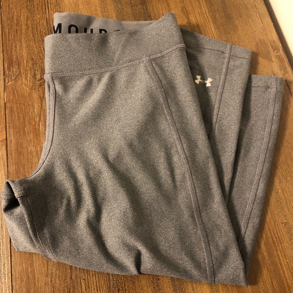 Like New Under Armour Crop leggings
